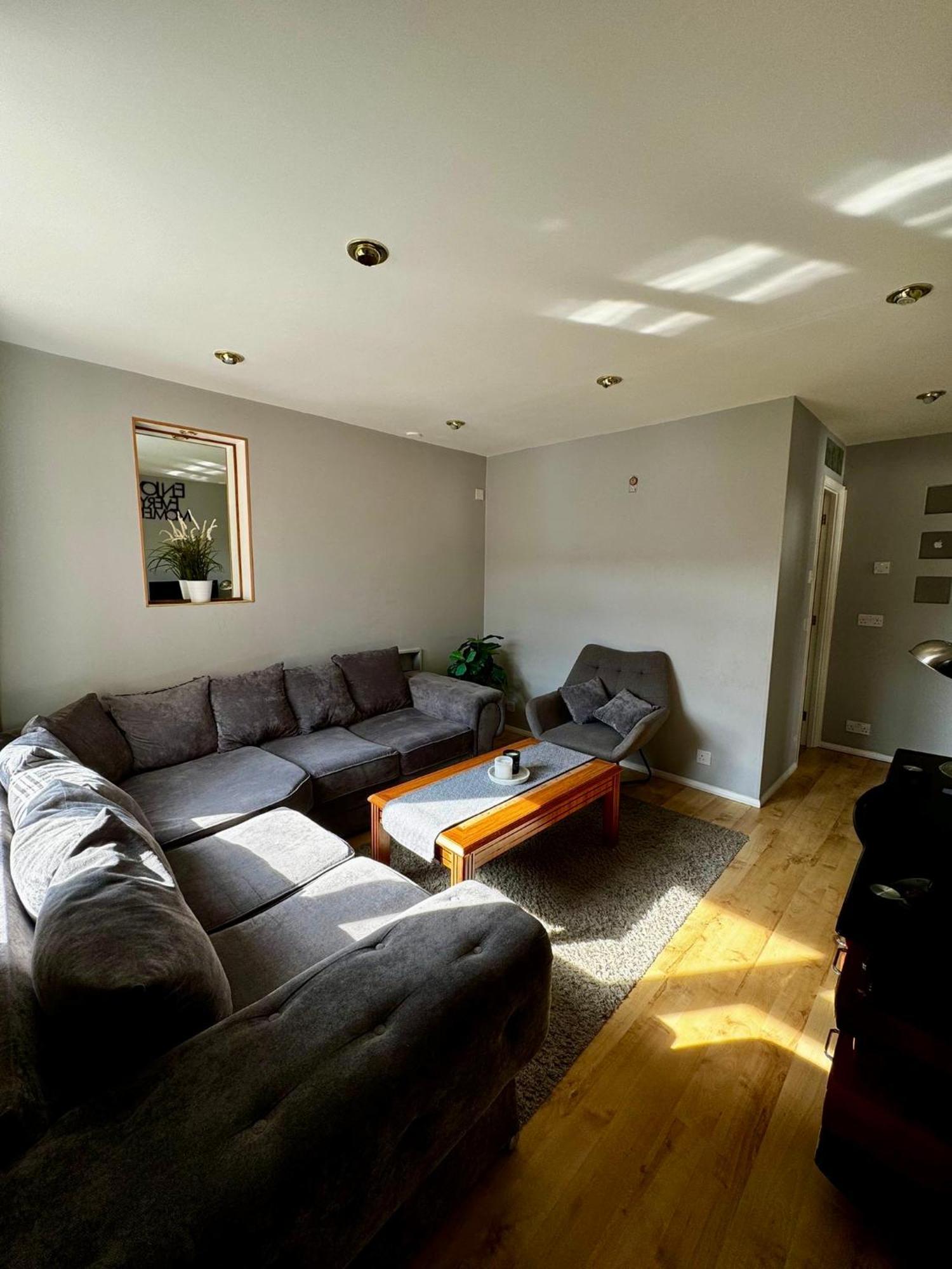 Amazing En-Suite Apartment In Finchley Central Londýn Exteriér fotografie